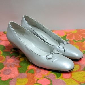 Charles Jourdan Paris Low Heel Pumps 7.5 M